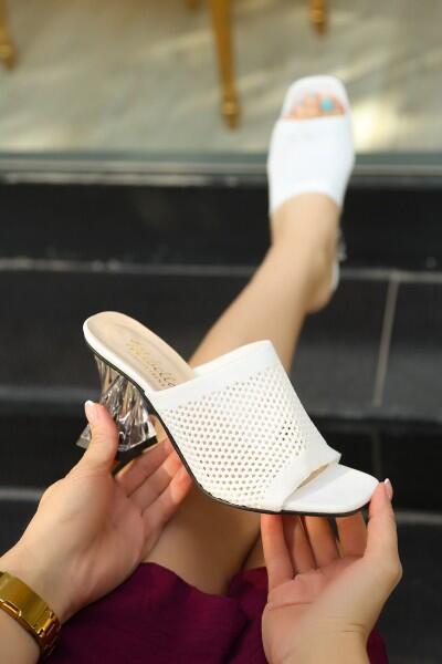 Akva Beyaz Triko Şeffaf Topuklu Terlik Akva Beyaz Triko Şeffaf Topuklu Terlik