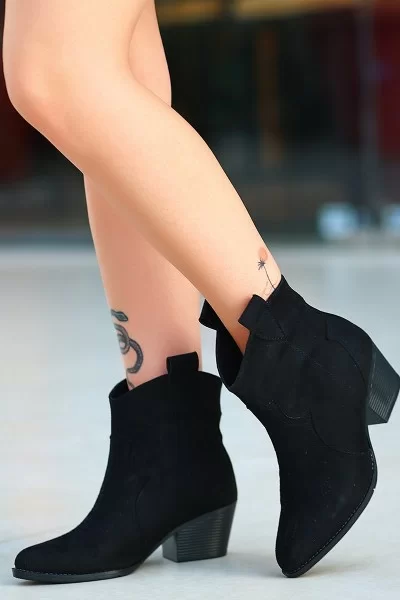 Akver Siyah Süet Topuklu Bot Akver Siyah Süet Topuklu Bot