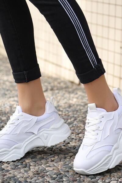 Dica Beyaz Cilt Bağcıklı Spor Ayakkabı