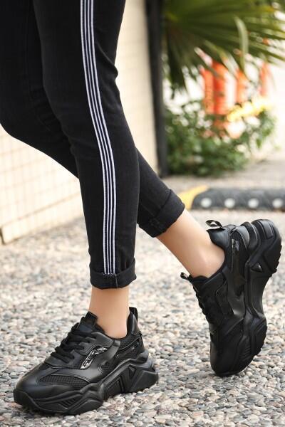 Dica Siyah Cilt Bağcıklı Spor Ayakkabı Dica Siyah Cilt Bağcıklı Spor Ayakkabı