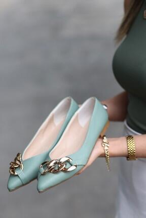 Popi Mint Yeşili Cilt Zincirli Babet Ayakkabı Popi Mint Yeşili Cilt Zincirli Babet Ayakkabı