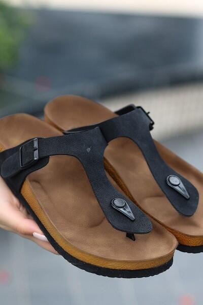 Aksar Siyah Nubuk Parmak Arası Terlik Aksar Siyah Nubuk Parmak Arası Terlik