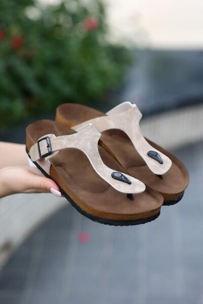 Aksar Krem Nubuk Parmak Arası Terlik Aksar Krem Nubuk Parmak Arası Terlik