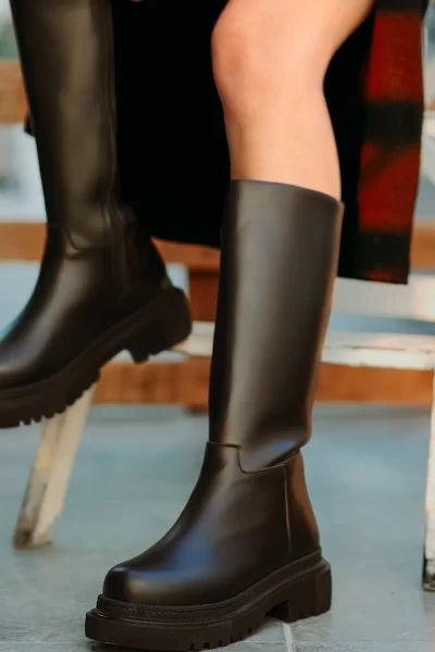 Idax Siyah Cilt Topuklu Çizme