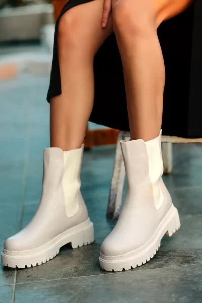 Derla Ten Cilt Topuklu Bot