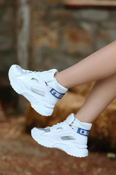 Nolli Beyaz Cilt Bağcıklı Bot