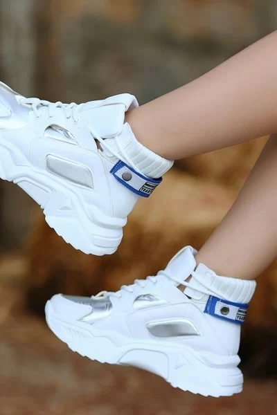 Nolli Beyaz Cilt Bağcıklı Bot