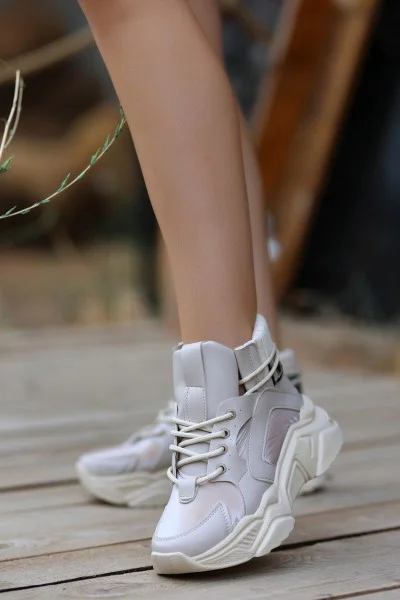 Nolli Ten Cilt Bağcıklı Bot Nolli Ten Cilt Bağcıklı Bot