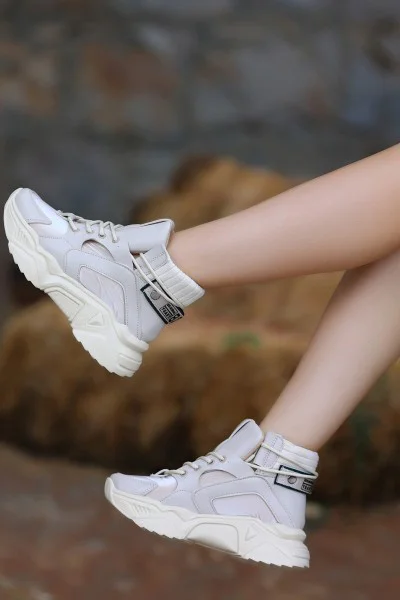 Nolli Ten Cilt Bağcıklı Bot Nolli Ten Cilt Bağcıklı Bot