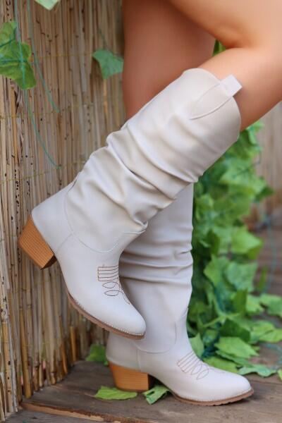 Cayla Bej Cilt Topuklu Çizme Cayla Bej Cilt Topuklu Çizme