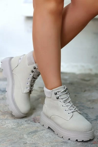 Olinda Bej Nubuk Bağcıklı Bot Olinda Bej Nubuk Bağcıklı Bot