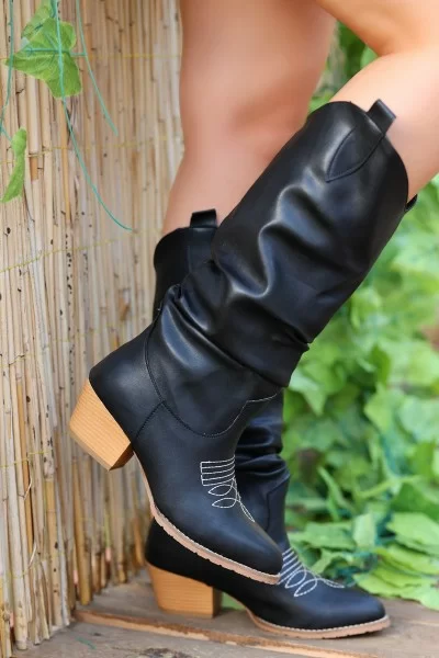 Cayla Siyah Cilt Topuklu Çizme Cayla Siyah Cilt Topuklu Çizme