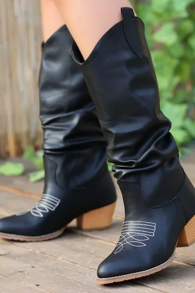 Cayla Siyah Cilt Topuklu Çizme Cayla Siyah Cilt Topuklu Çizme