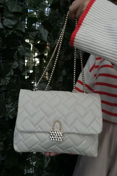 Iryna Vizon Cilt Çanta