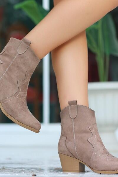 Akver Vizon Süet Topuklu Bot Akver Vizon Süet Topuklu Bot