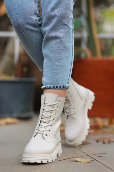 Bria Bej Cilt Bağcıklı Bot