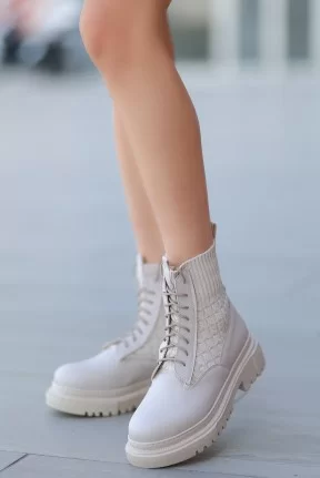 Utag Bej Cilt Bağcıklı Bot