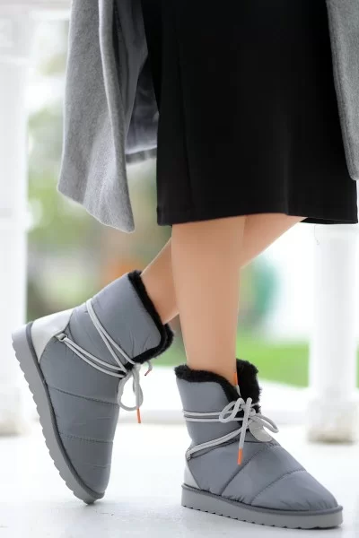 Cora Gri Bağcıklı Bot Cora Gri Bağcıklı Bot