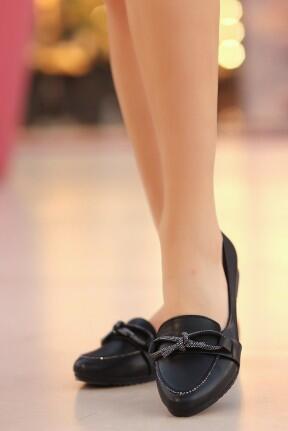 Maise Siyah Cilt Babet Ayakkabı Maise Siyah Cilt Babet Ayakkabı