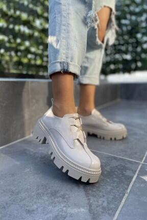 Jenda Bej Rugan Bağcıklı Oxford Ayakkabı Jenda Bej Rugan Bağcıklı Oxford Ayakkabı