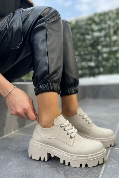 Otya Bej Cilt Bağcıklı Oxford Ayakkabı Otya Bej Cilt Bağcıklı Oxford Ayakkabı