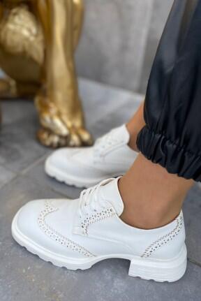 Soer Beyaz Cilt Bağcıklı Oxford Ayakkabı Soer Beyaz Cilt Bağcıklı Oxford Ayakkabı