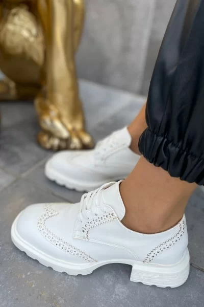 Soer Beyaz Cilt Bağcıklı Oxford Ayakkabı