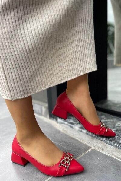 Erpo Kırmızı Cilt Topuklu Ayakkabı Erpo Kırmızı Cilt Topuklu Ayakkabı