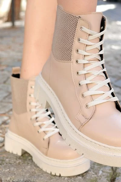 Beery Krem Cilt Bağcıklı Bot