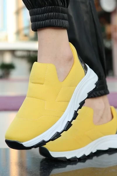 Krista Hardal Streç Spor Ayakkabı Krista Hardal Streç Spor Ayakkabı