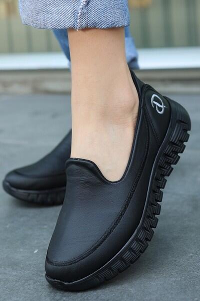 Zlata Siyah Cilt Babet Ayakkabı Zlata Siyah Cilt Babet Ayakkabı