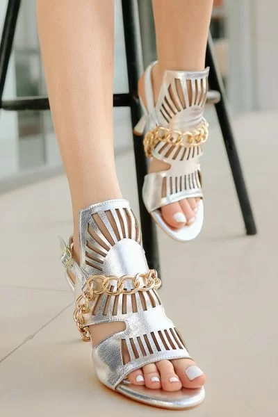 Lidya Gümüş Cilt Topuklu Ayakkabı