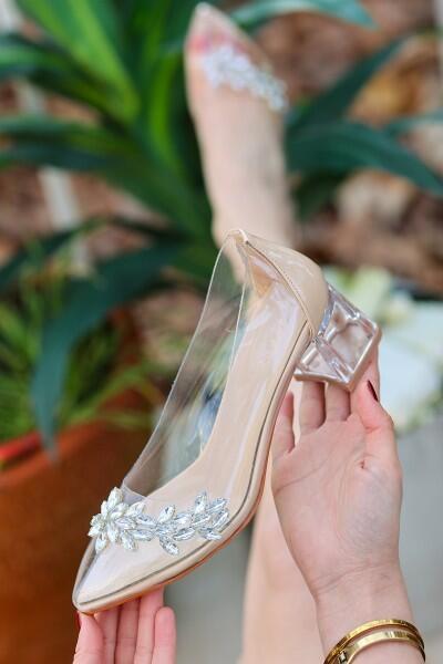 Tammy Nude Cilt Şeffaf Topuklu Ayakkabı Tammy Nude Cilt Şeffaf Topuklu Ayakkabı