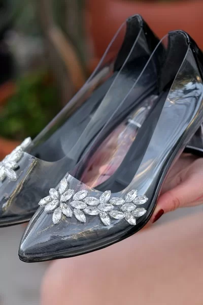 Tammy Siyah Cilt Şeffaf Topuklu Ayakkabı Tammy Siyah Cilt Şeffaf Topuklu Ayakkabı