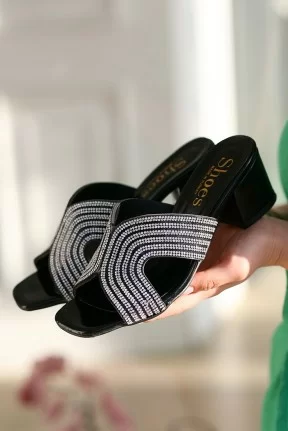 Lindo Siyah Cilt Topuklu Terlik Lindo Siyah Cilt Topuklu Terlik