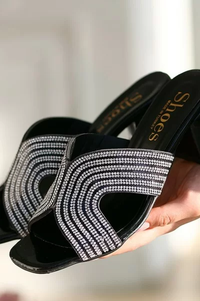 Lindo Siyah Cilt Topuklu Terlik Lindo Siyah Cilt Topuklu Terlik