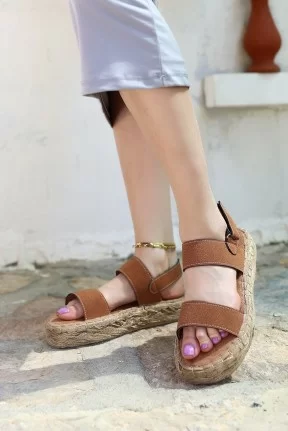 Wery Taba Deri Cırt Cırtlı Sandalet Wery Taba Deri Cırt Cırtlı Sandalet