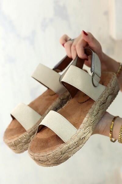 Wery Bej Deri Cırt Cırtlı Sandalet Wery Bej Deri Cırt Cırtlı Sandalet