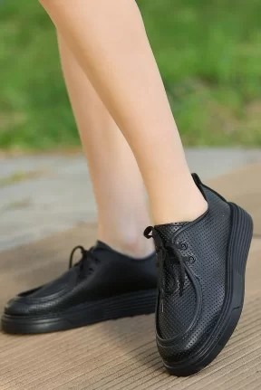 Olse Siyah Cilt Bağcıklı Spor Ayakkabı Olse Siyah Cilt Bağcıklı Spor Ayakkabı