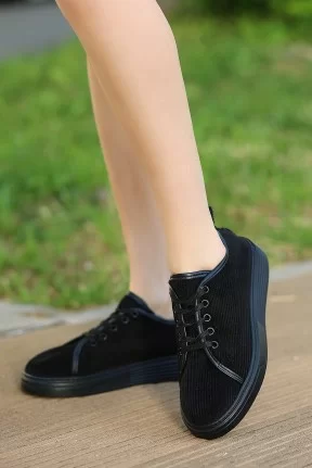 Aprel Siyah Kadife Bağcıklı Spor Ayakkabı Aprel Siyah Kadife Bağcıklı Spor Ayakkabı