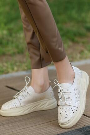 Down Bej Cilt Bağcıklı Spor Ayakkabı Down Bej Cilt Bağcıklı Spor Ayakkabı