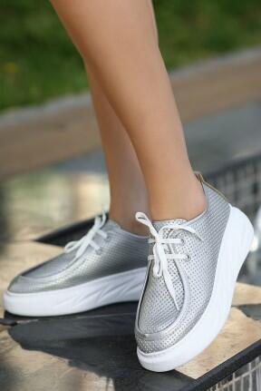 Freya Gri Cilt Bağcıklı Spor Ayakkabı Freya Gri Cilt Bağcıklı Spor Ayakkabı