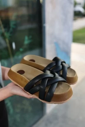 Tenda Siyah Cilt Terlik Tenda Siyah Cilt Terlik