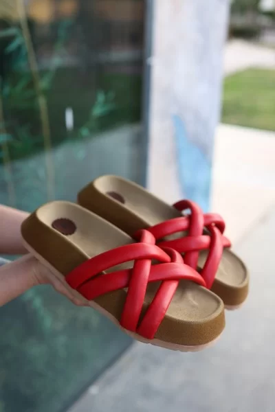 Tenda Kırmızı Cilt Terlik Tenda Kırmızı Cilt Terlik