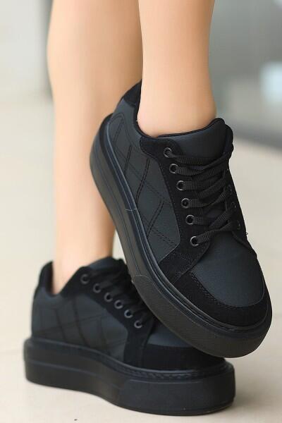 Julya Siyah Cilt Süet Detaylı Bağcıklı Spor Ayakkabı Julya Siyah Cilt Süet Detaylı Bağcıklı Spor Ayakkabı