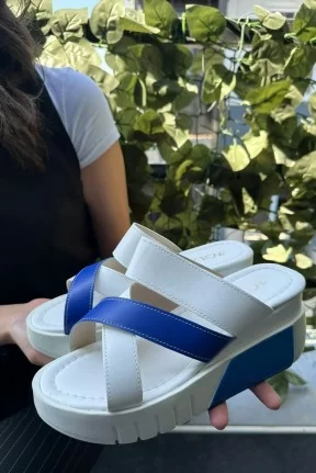 Sandy Beyaz/Mavi Cilt Dolgu Topuk Terlik Sandy Beyaz/Mavi Cilt Dolgu Topuk Terlik