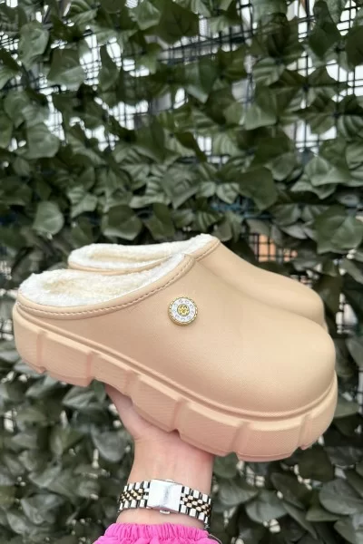 Penda Bej Dolgu Topuk Terlik Penda Bej Dolgu Topuk Terlik