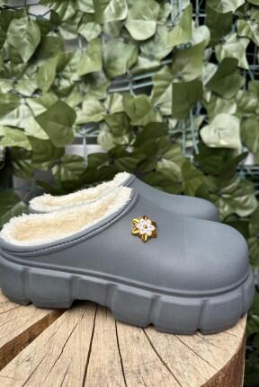 Ekor Gri Dolgu Topuk Terlik Ekor Gri Dolgu Topuk Terlik