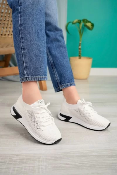 Edne Beyaz Triko Bağcıklı Spor Ayakkabı Edne Beyaz Triko Bağcıklı Spor Ayakkabı