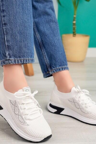 Edne Beyaz Triko Bağcıklı Spor Ayakkabı Edne Beyaz Triko Bağcıklı Spor Ayakkabı